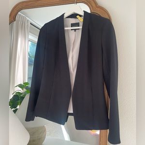 Black Aritzia Blazer